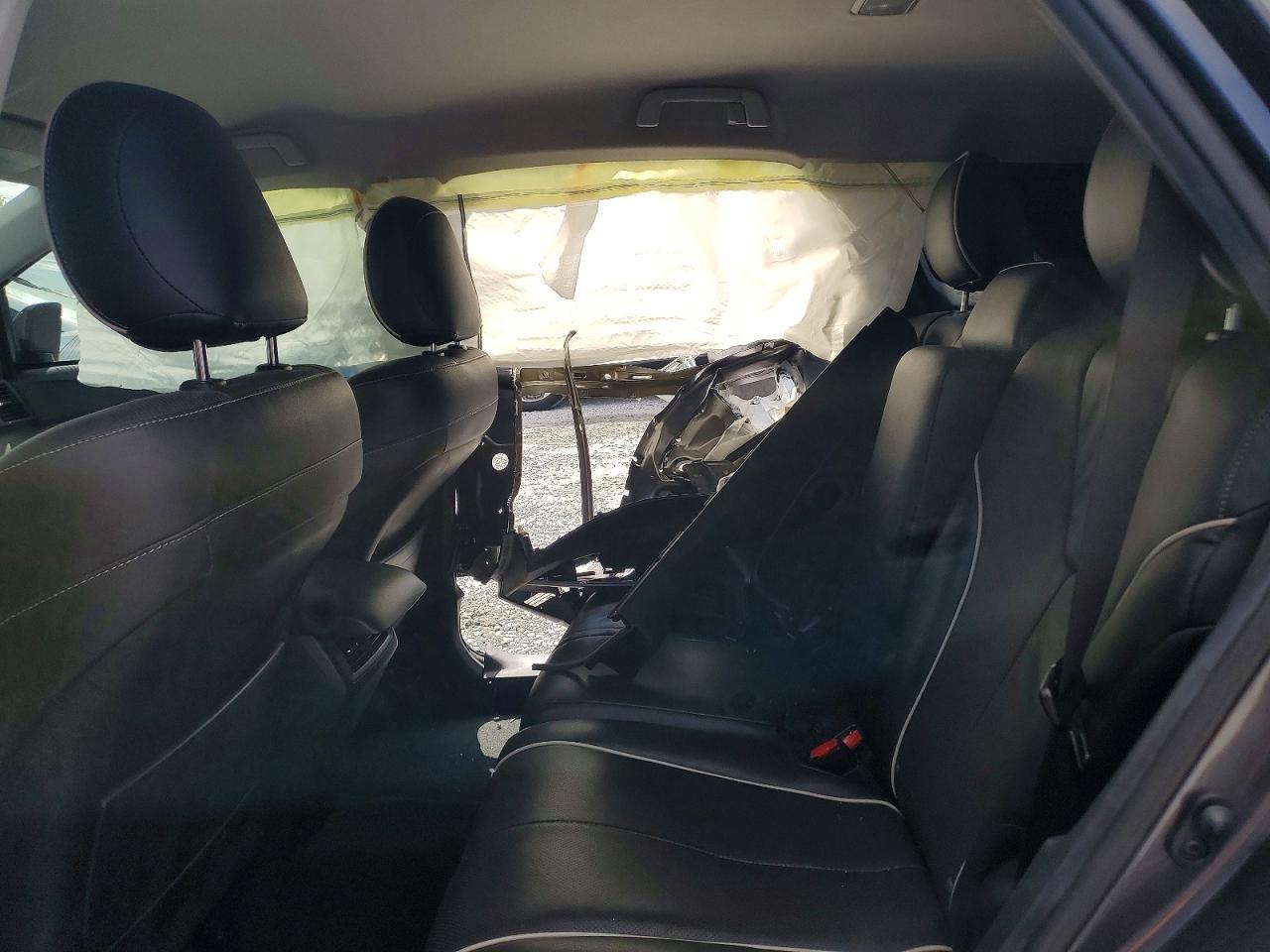 2015 Toyota Venza Le - zdjęcie 11