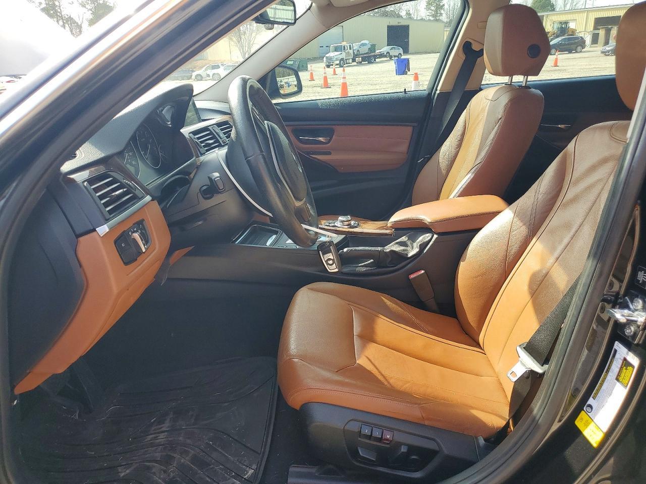 2013 BMW 328 I - zdjęcie 7