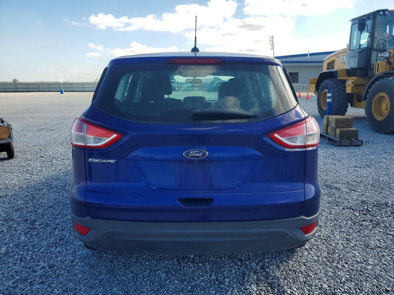 2014 Ford Escape S - zdjęcie 6