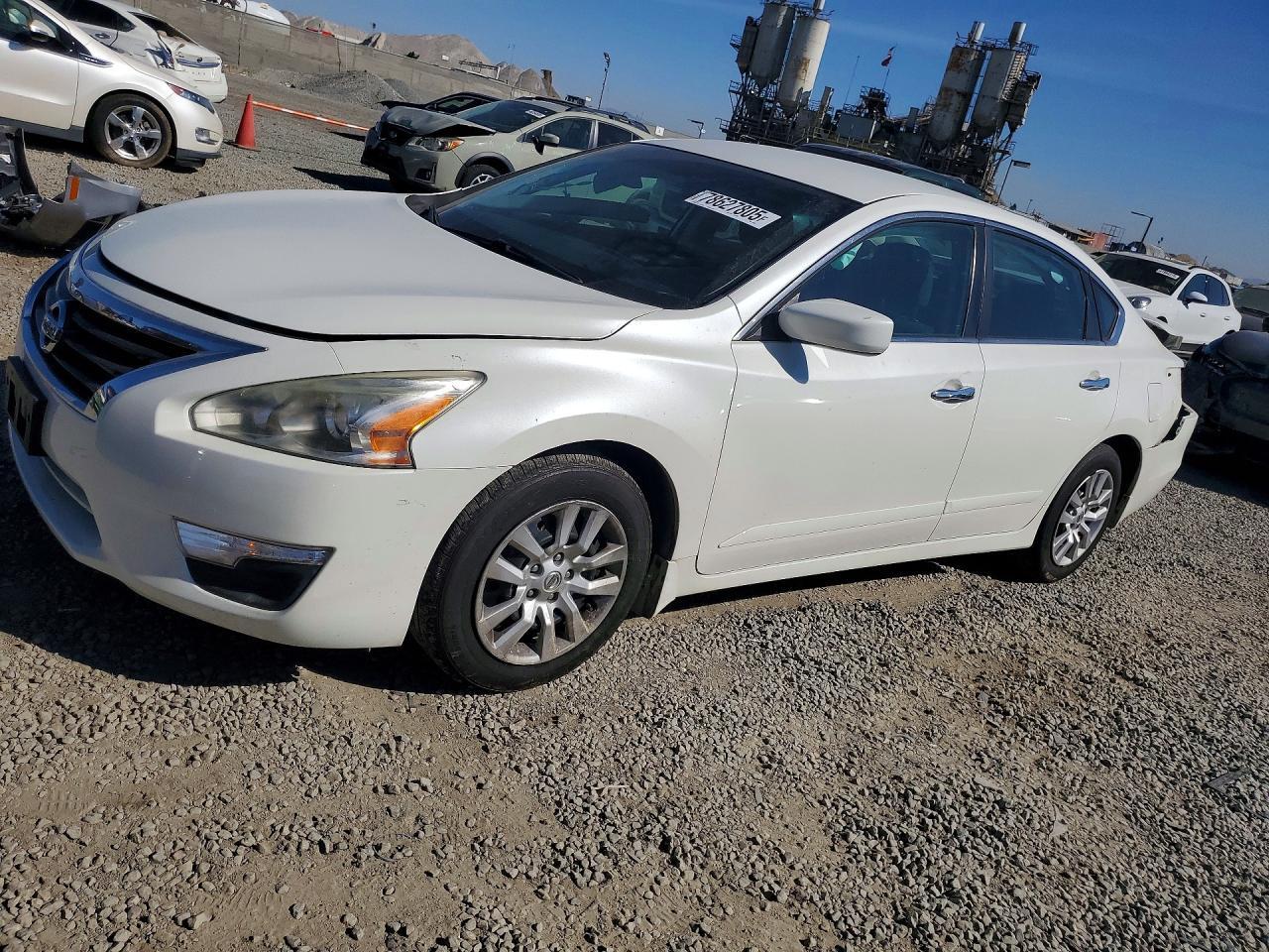 2015 Nissan Altima 2.5 - zdjęcie główne
