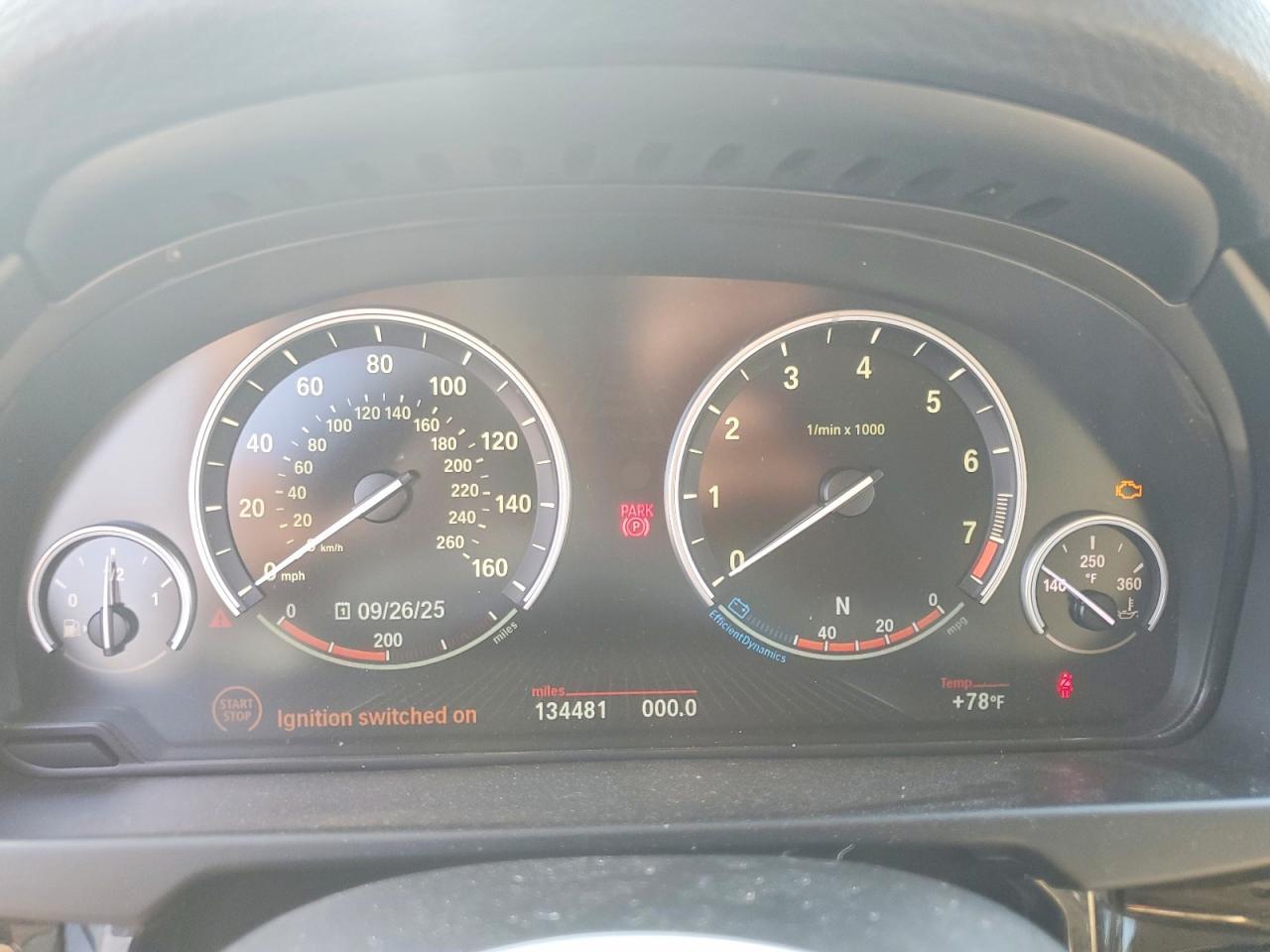 2014 BMW X5 xDrive50I - zdjęcie 9