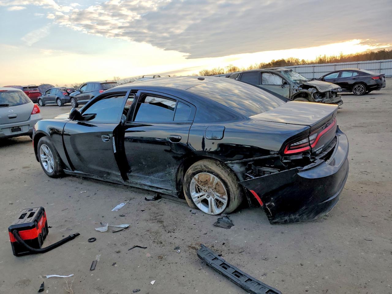 2022 Dodge Charger Sxt - zdjęcie 2