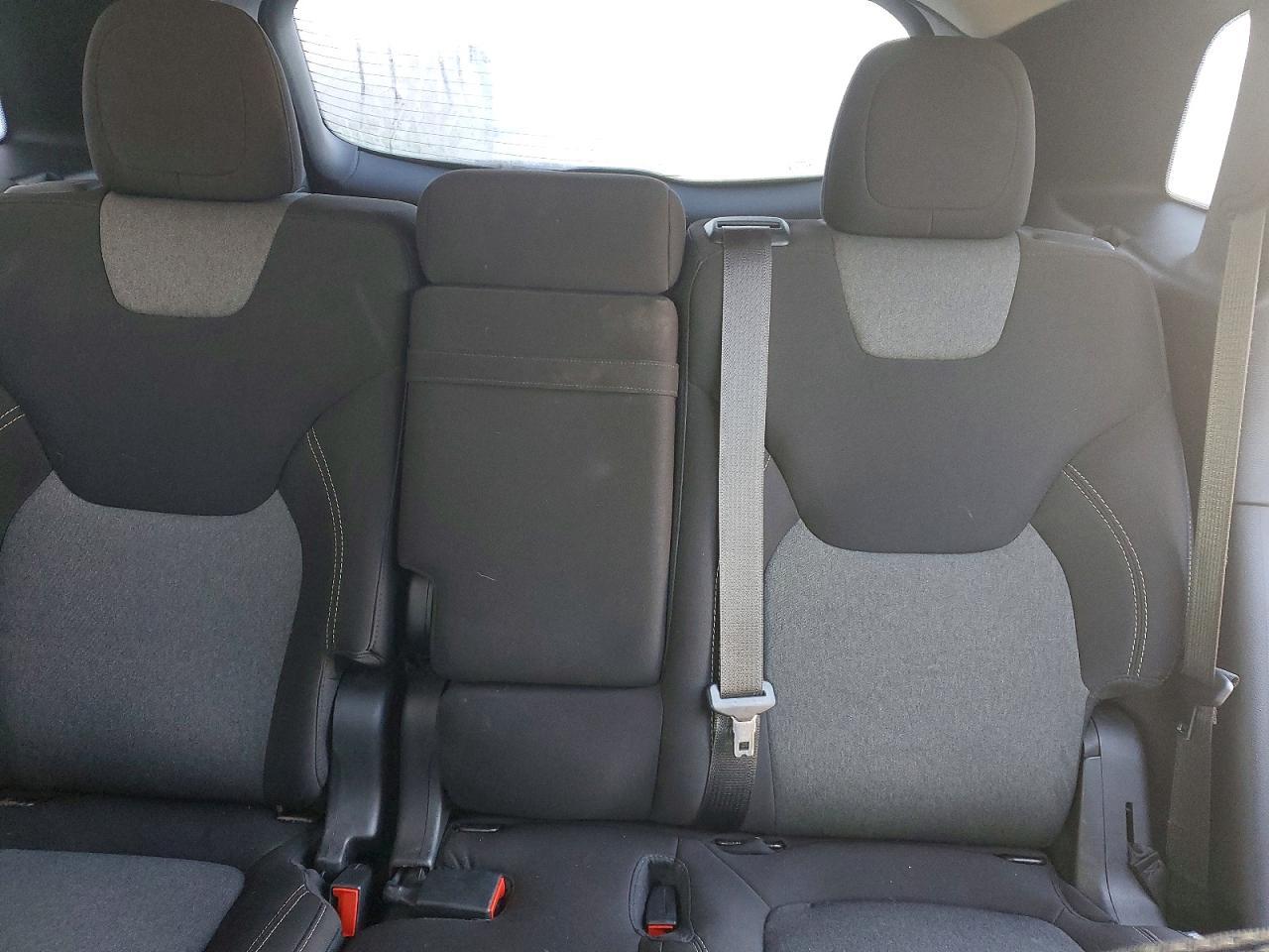 2014 Jeep Cherokee Sport - zdjęcie 10