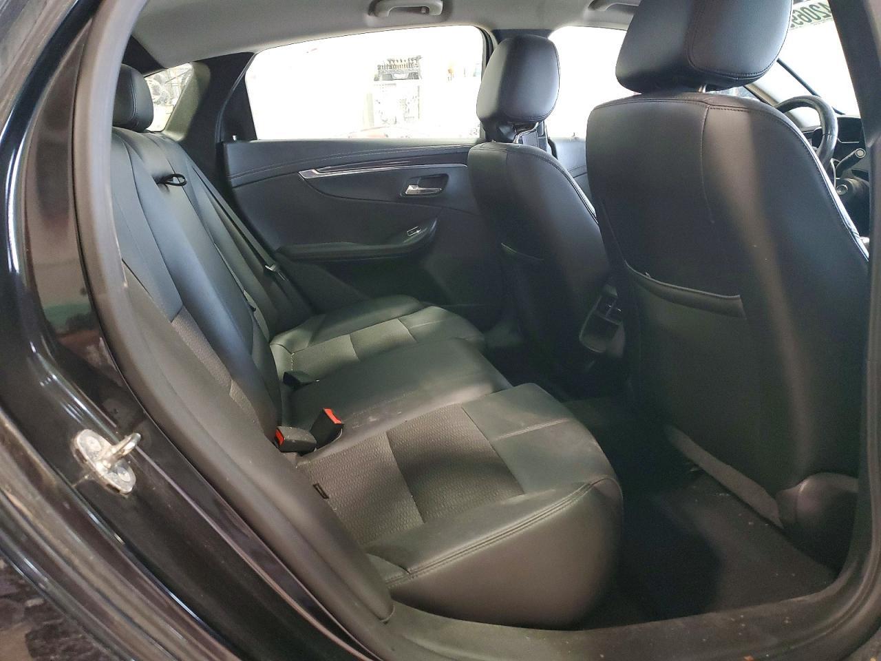 2016 Chevrolet Impala Lt - zdjęcie 10