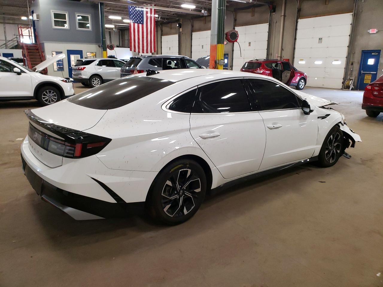 2024 Hyundai Sonata Sel - zdjęcie 3