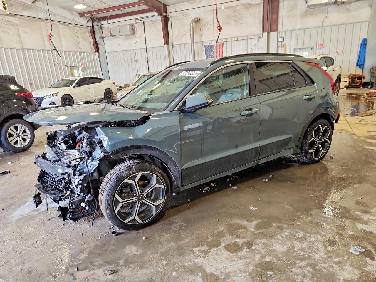 2023 Kia Niro Ex Touring - zdjęcie główne