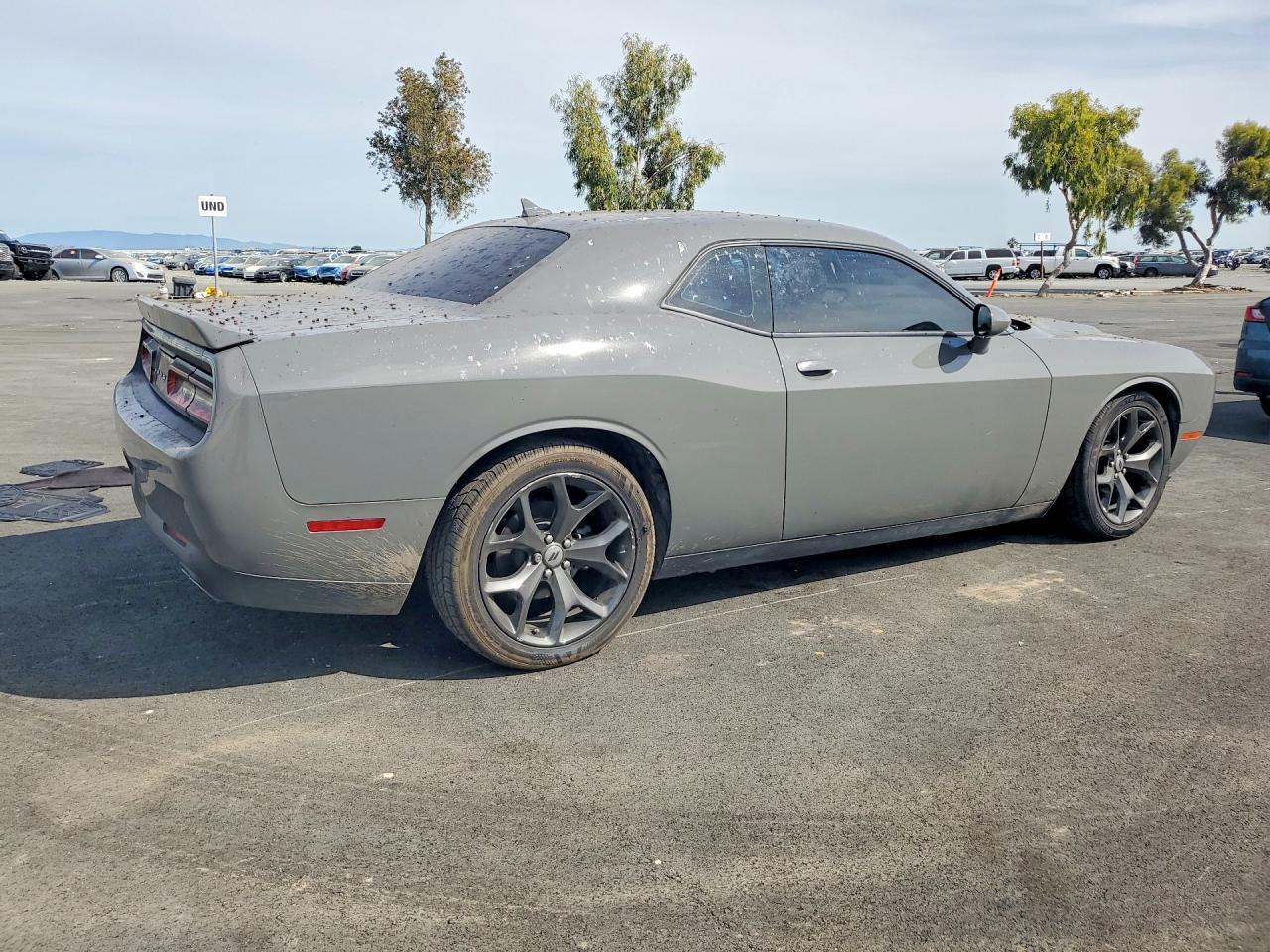 2017 Dodge Challenger Sxt - zdjęcie 3