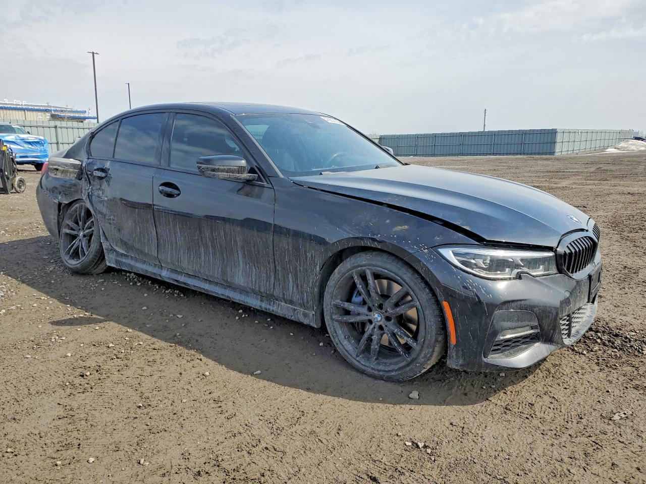 2020 BMW 330Xi - zdjęcie 4
