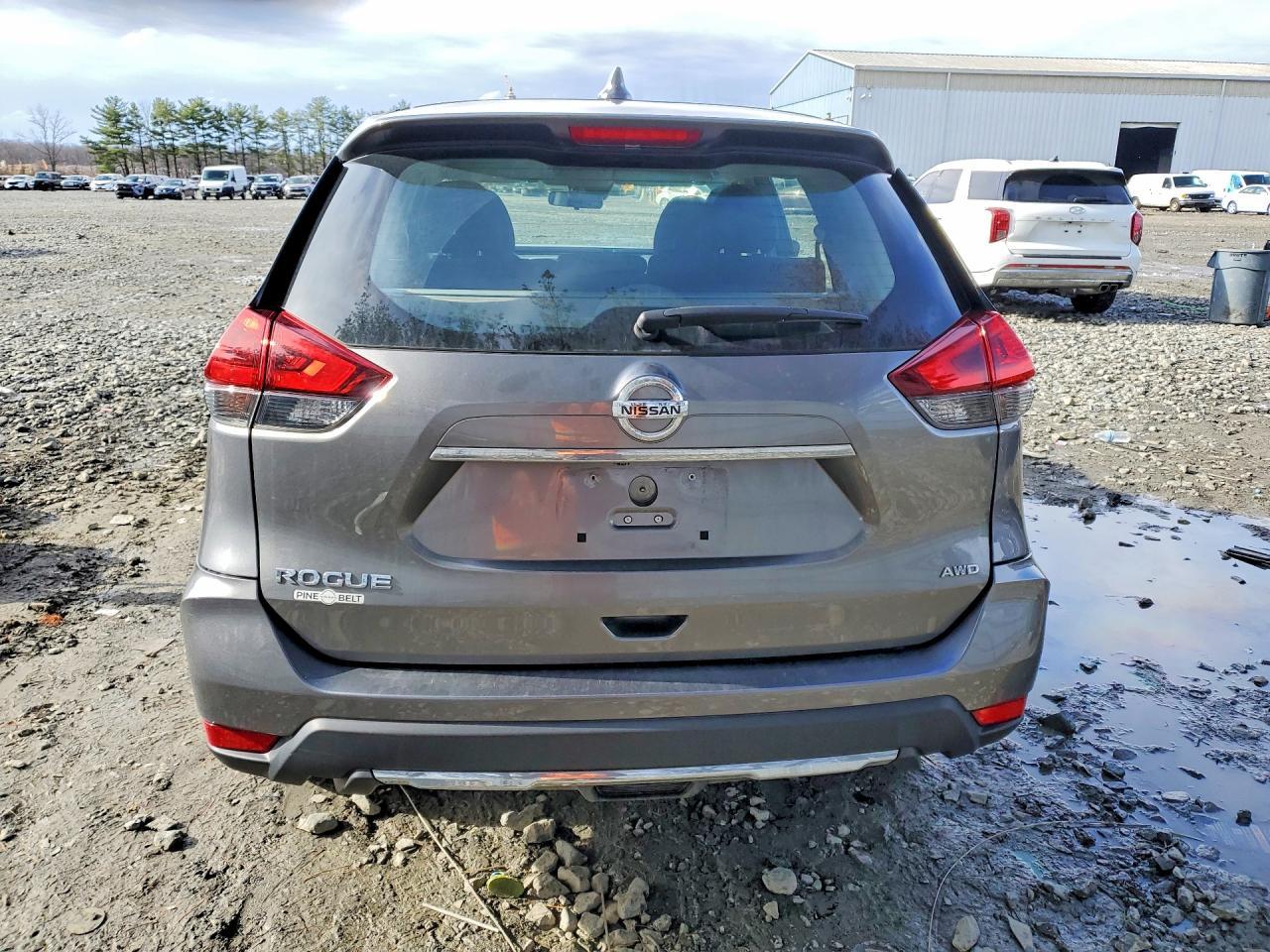 2020 Nissan Rogue S - zdjęcie 6