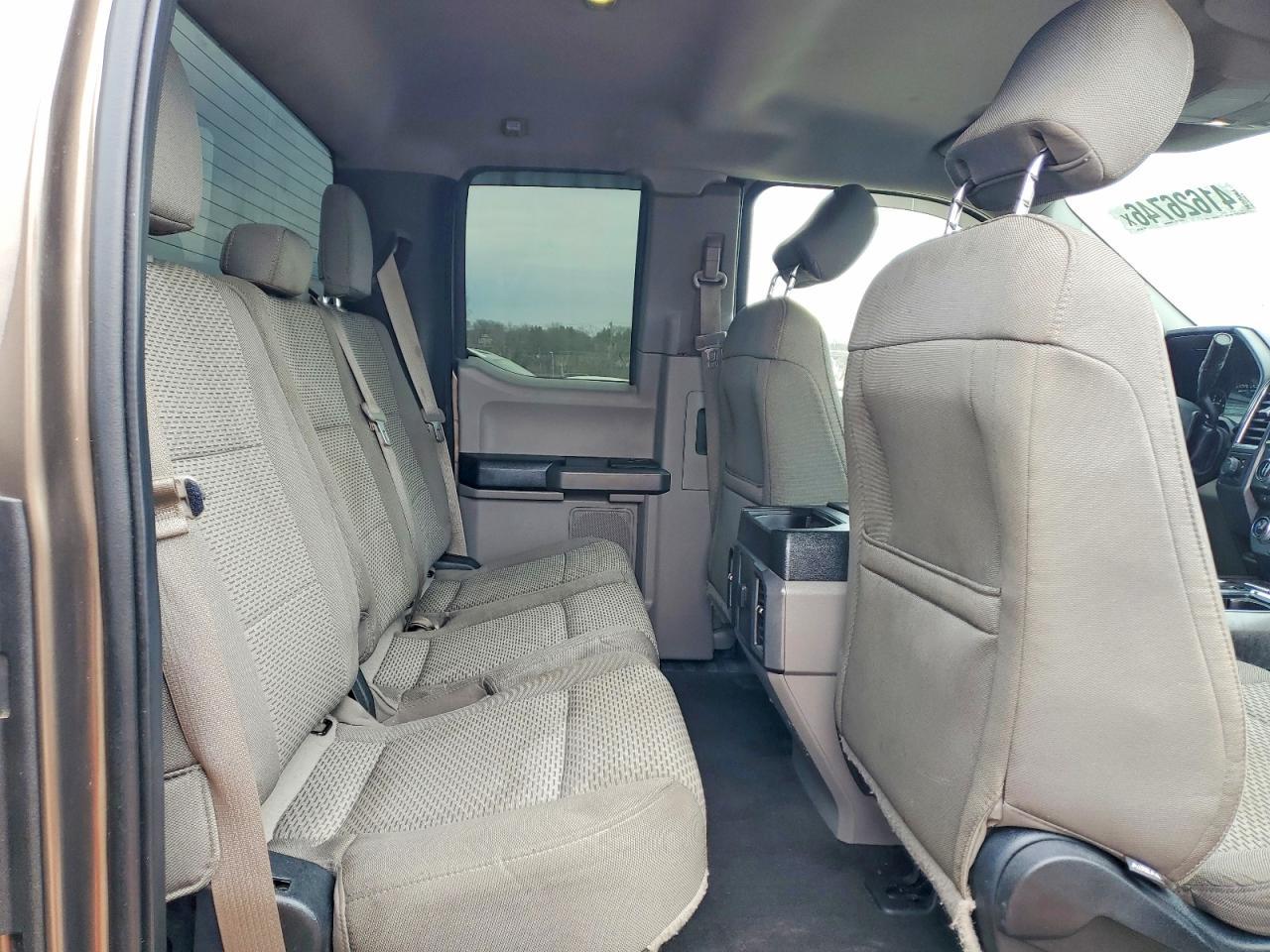 2015 Ford F150 Super Cab - zdjęcie 10
