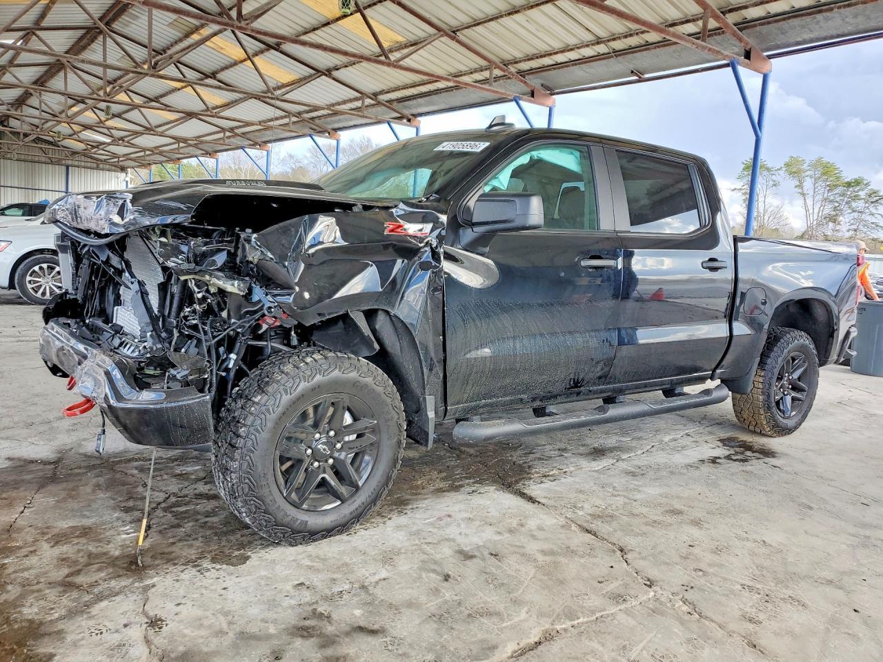 2026 Chevrolet Silverado K1500 Trail Boss Custom - zdjęcie główne