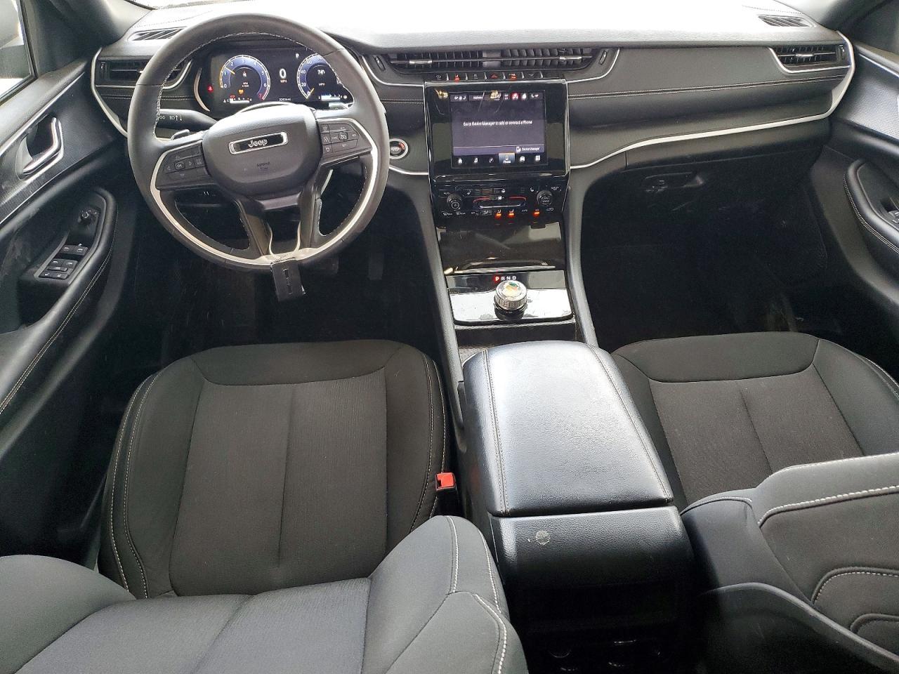 2024 Jeep Grand Cherokee Laredo - zdjęcie 8