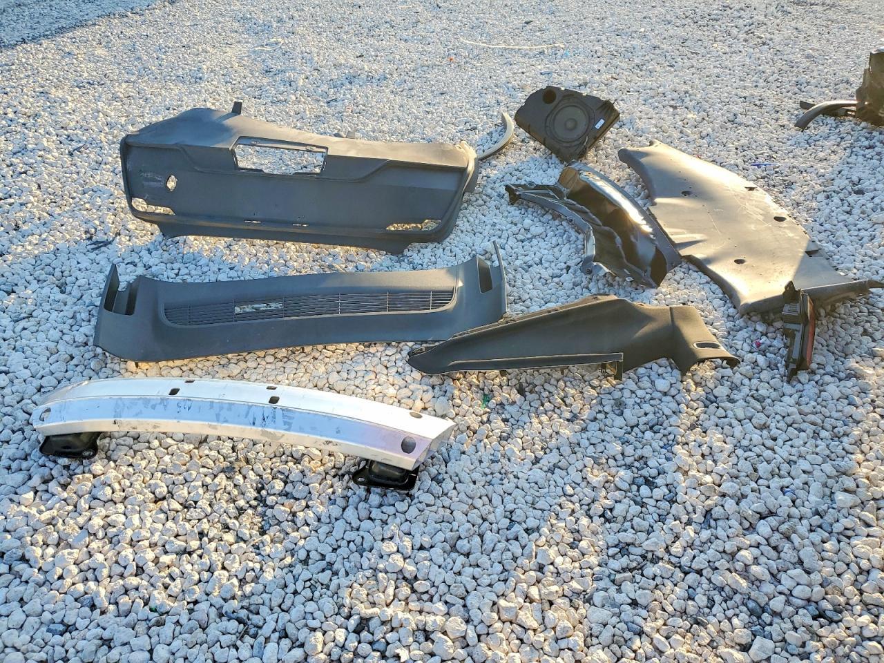 2026 Tesla Model Y - zdjęcie 12