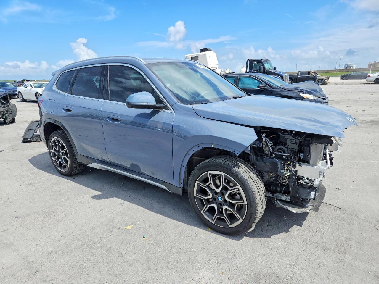2025 BMW X1 xDrive28I - zdjęcie 4