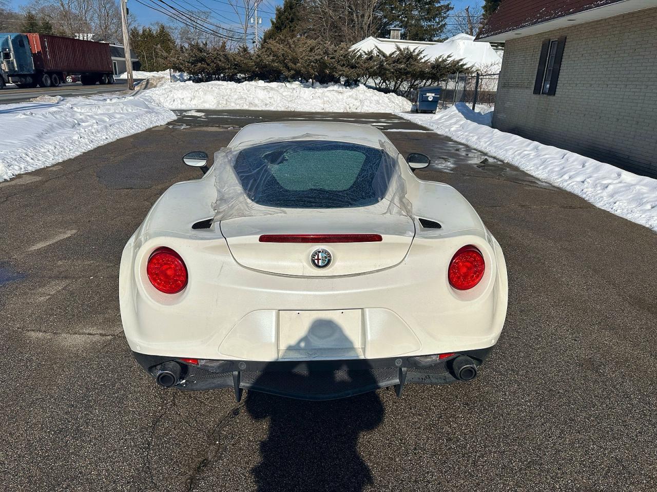 2016 Alfa Romeo 4C - zdjęcie 13