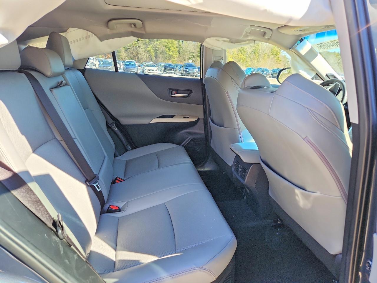 2021 Toyota Venza Limited - zdjęcie 11