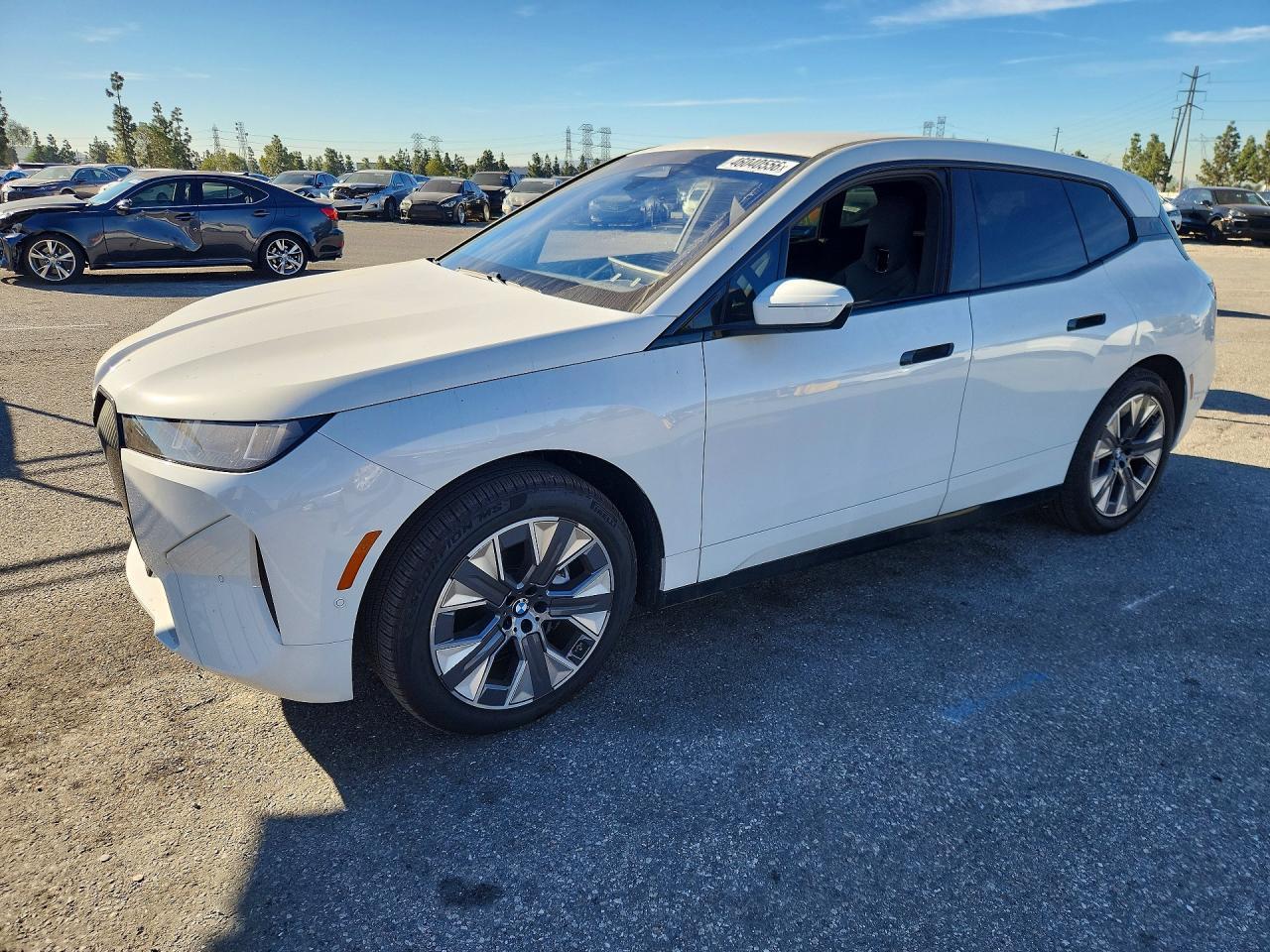2026 BMW Ix xDrive45 - zdjęcie główne