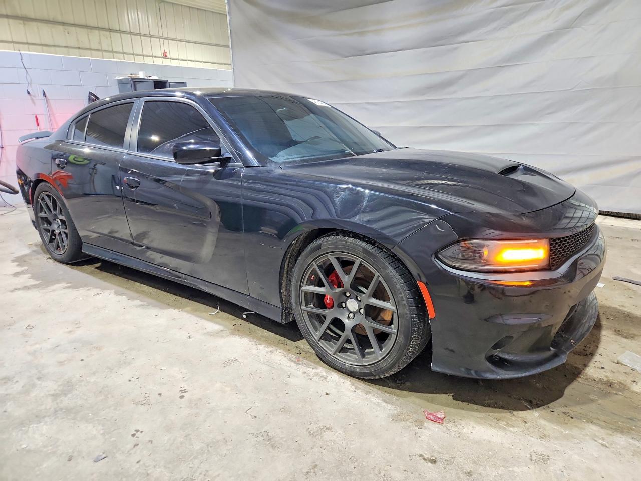 2016 Dodge Charger R - zdjęcie 4