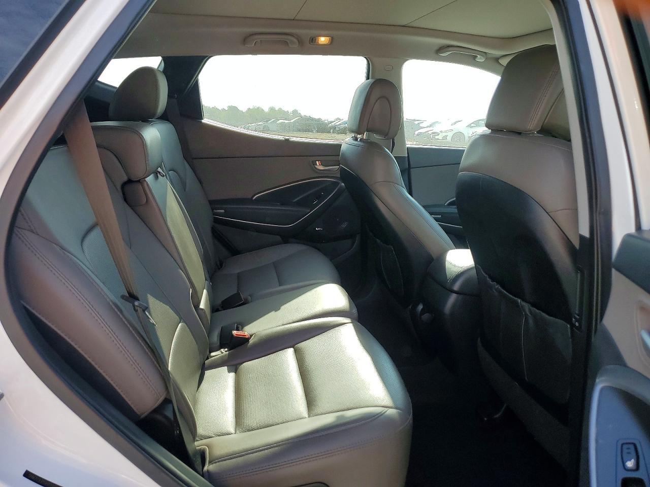 2017 Hyundai Santa Fe Sport 2.4L - zdjęcie 11