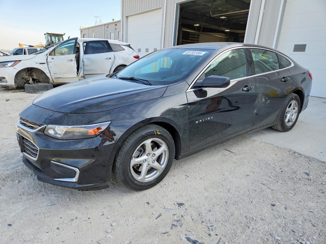 2017 Chevrolet Malibu Ls - zdjęcie główne