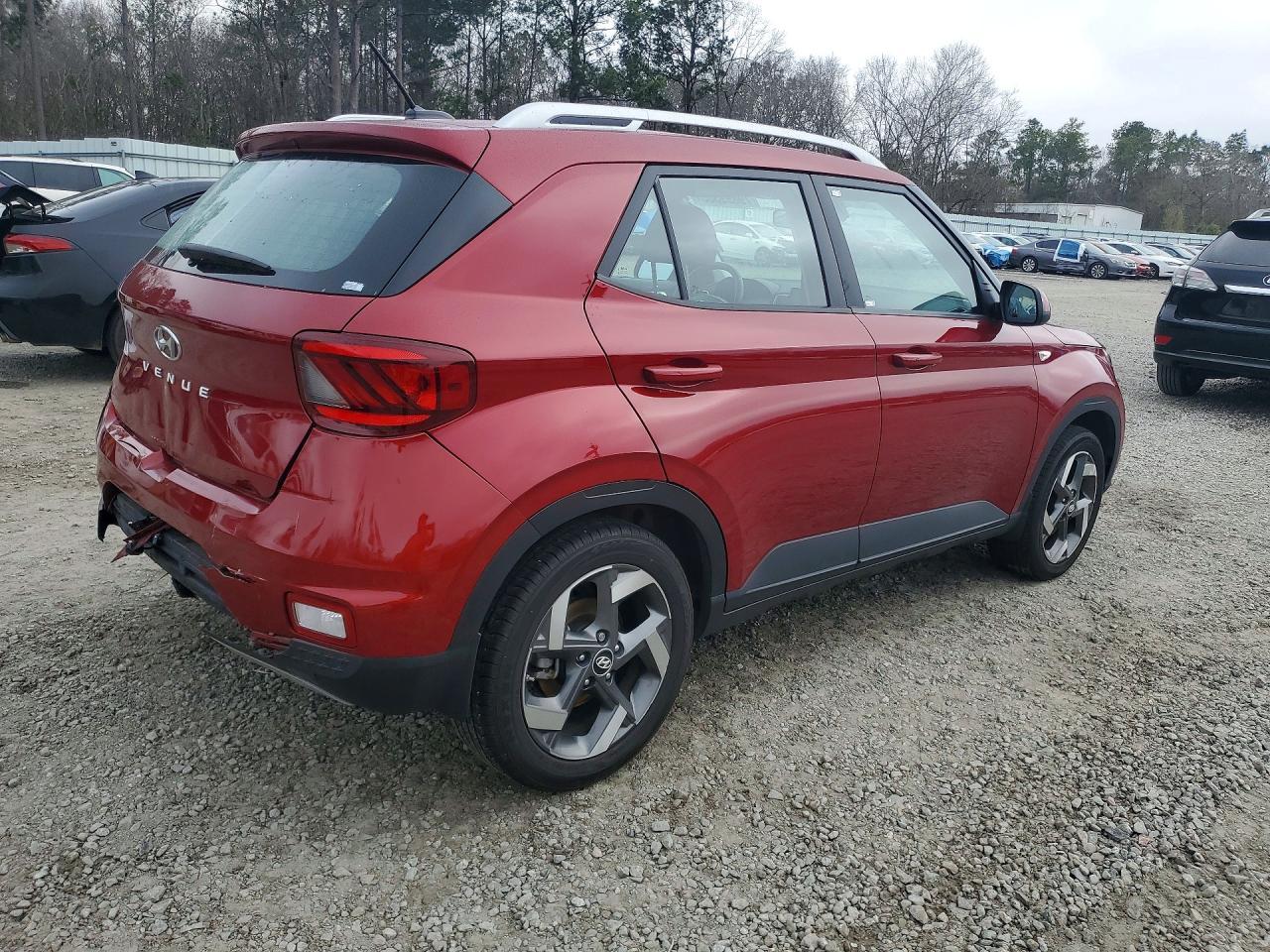 2024 Hyundai Venue Sel - zdjęcie 3