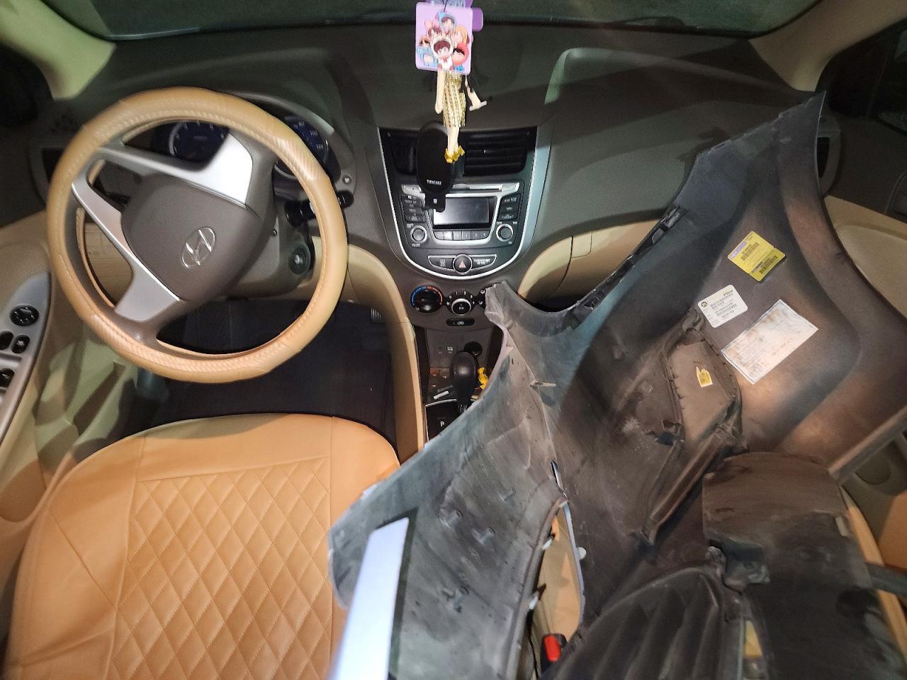 2014 Hyundai Accent Gls - zdjęcie 8