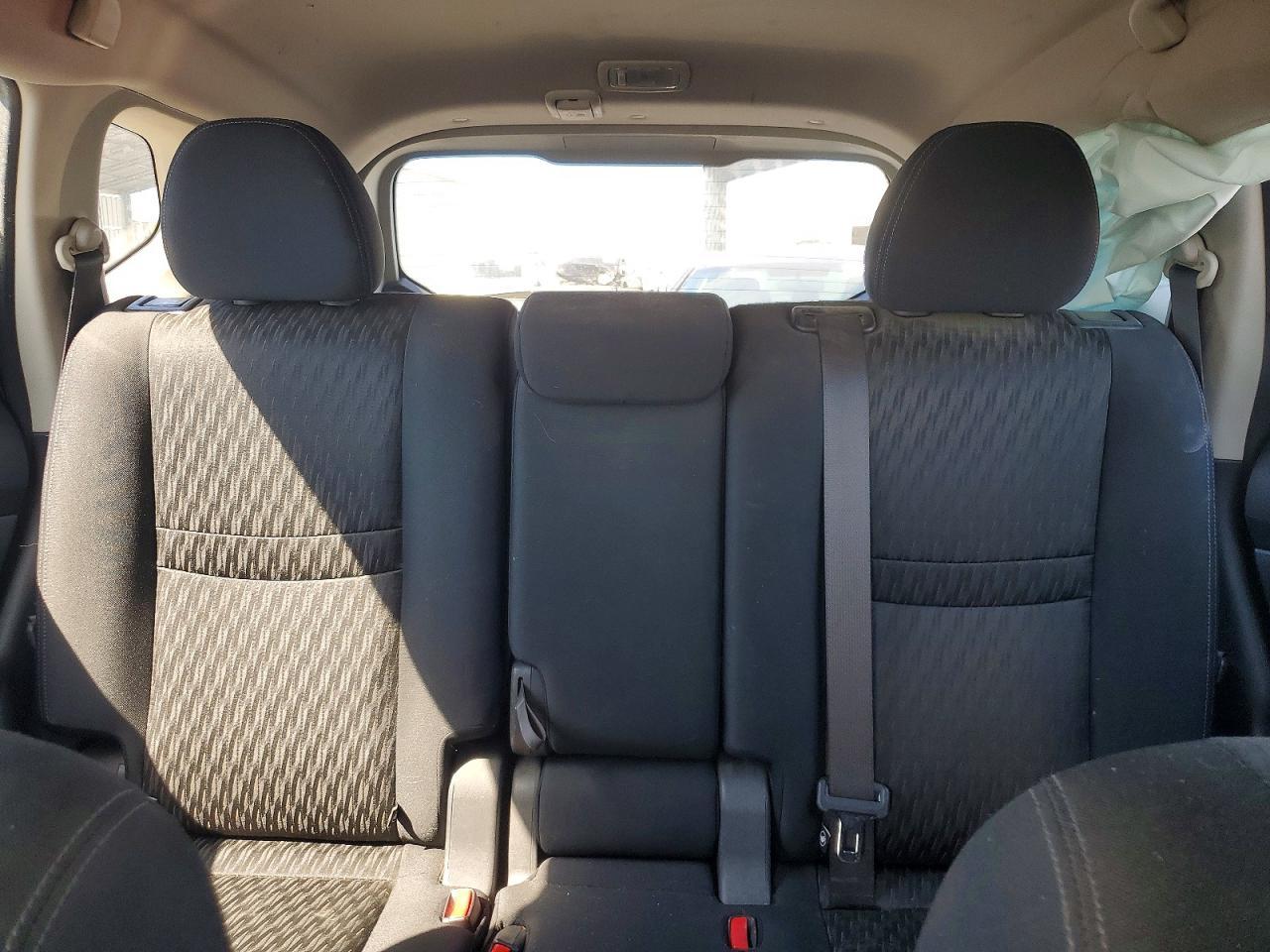 2017 Nissan Rogue S - zdjęcie 10