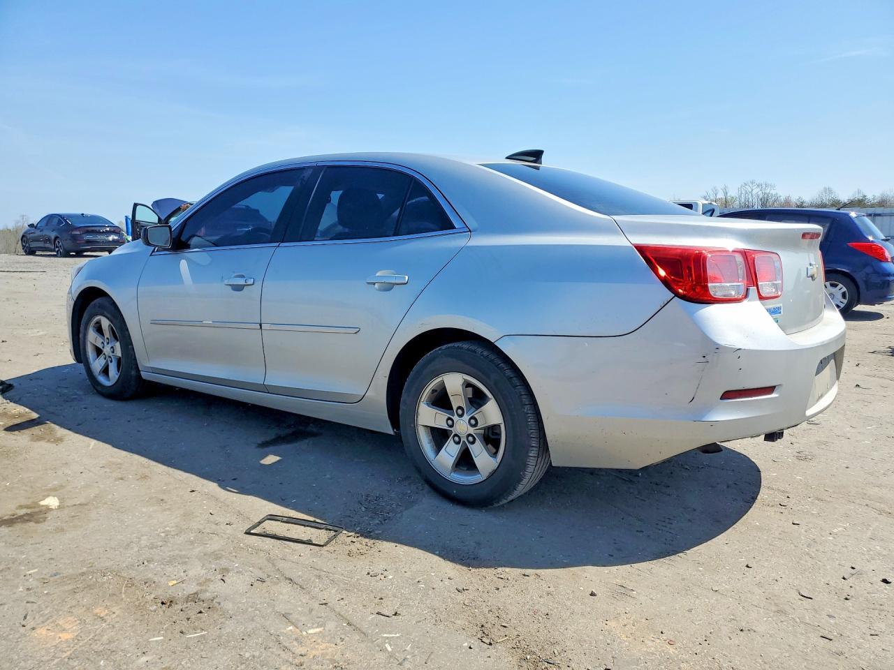 2016 Chevrolet Malibu Limited Ls - zdjęcie 2