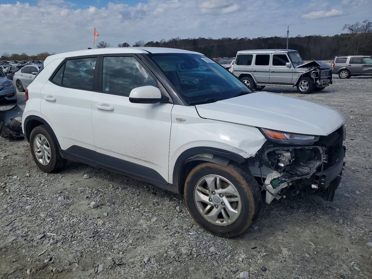 2021 Hyundai Venue Se - zdjęcie 4