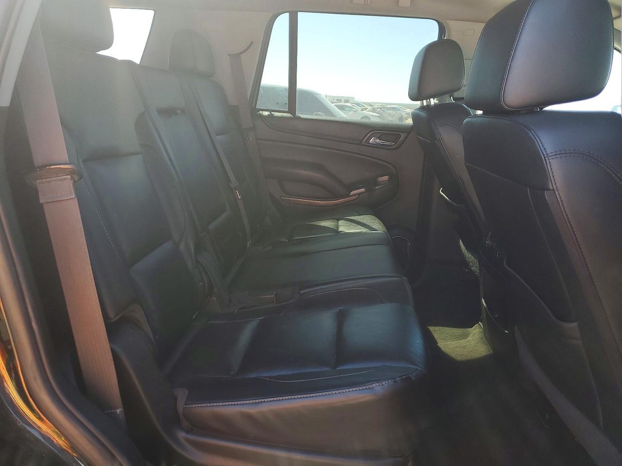 2016 Chevrolet Tahoe K1500 Lt - zdjęcie 11