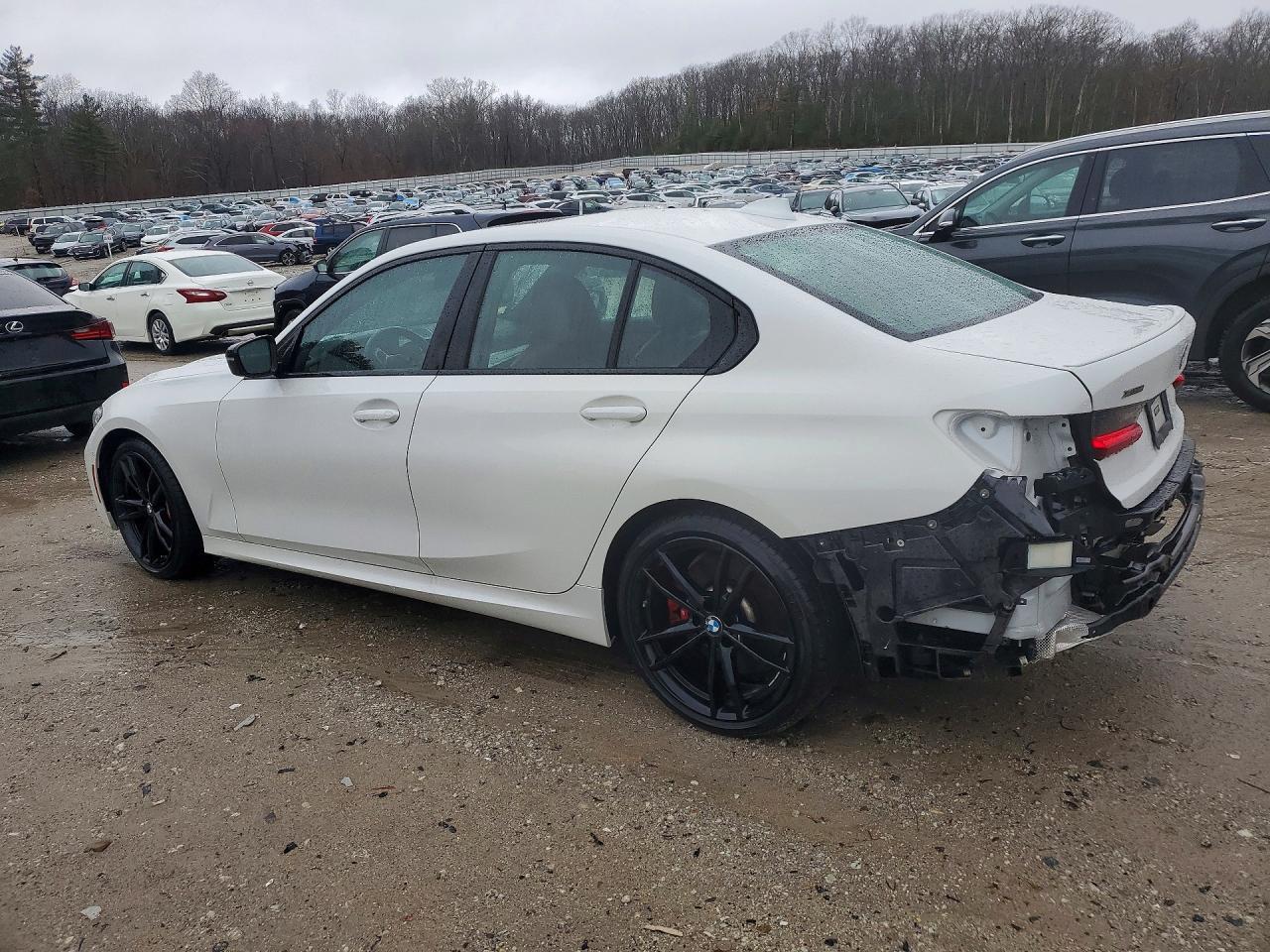 2022 BMW M340Xi - zdjęcie 2
