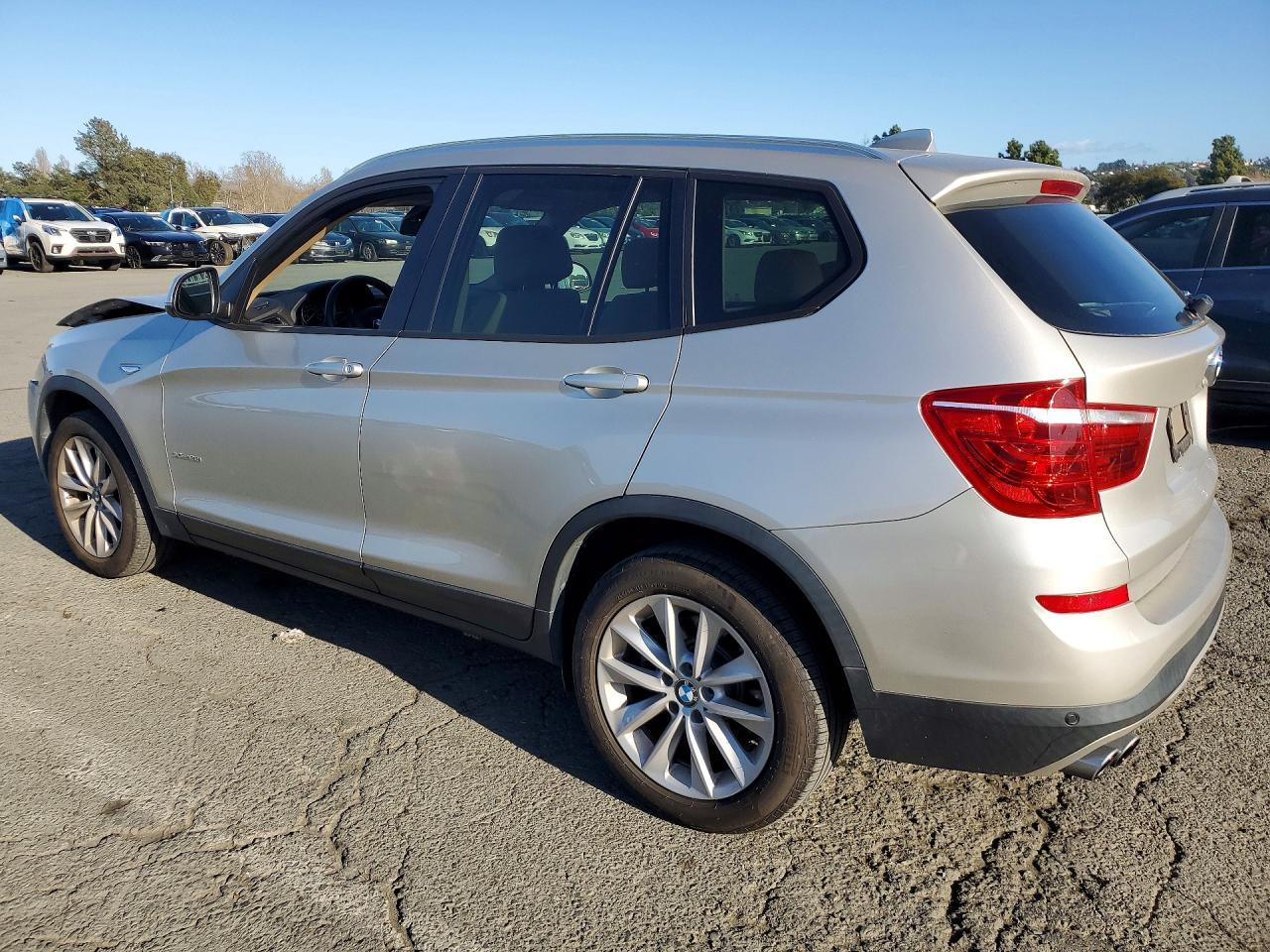 2016 BMW X3 xDrive28I - zdjęcie 2