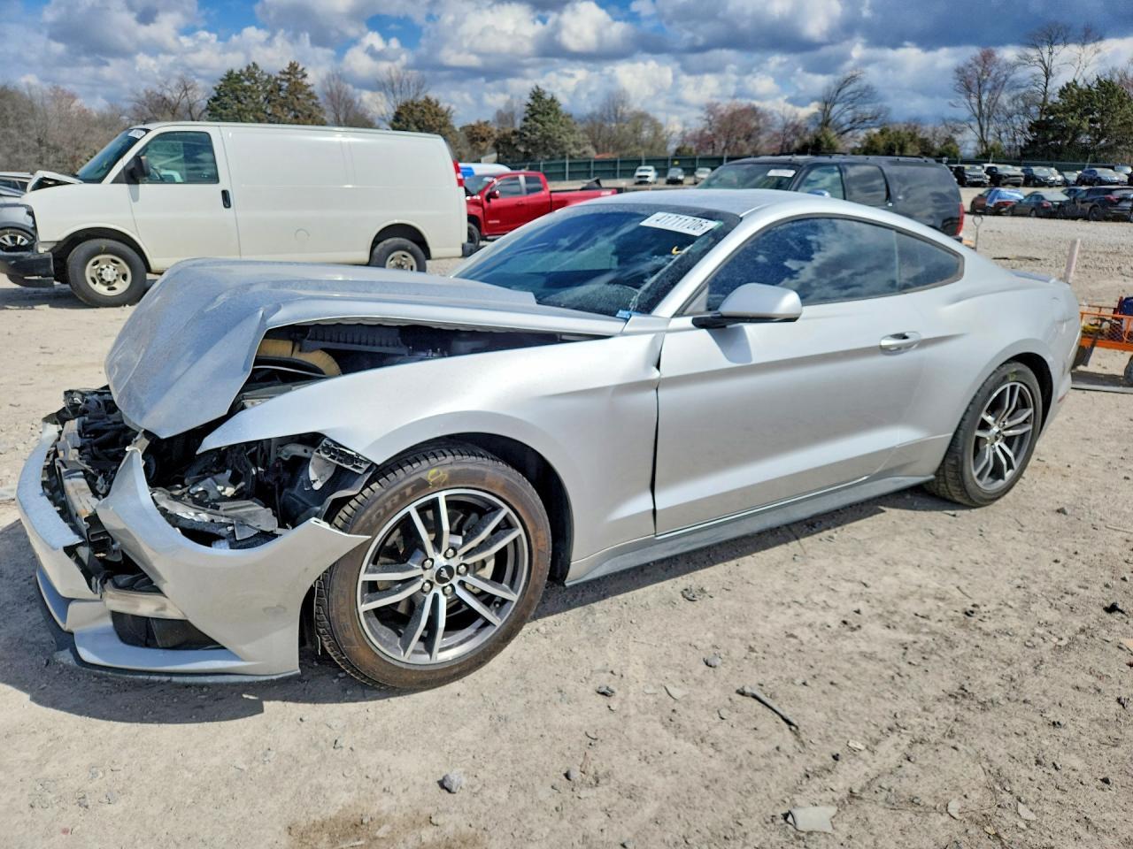 2017 Ford Mustang - zdjęcie główne