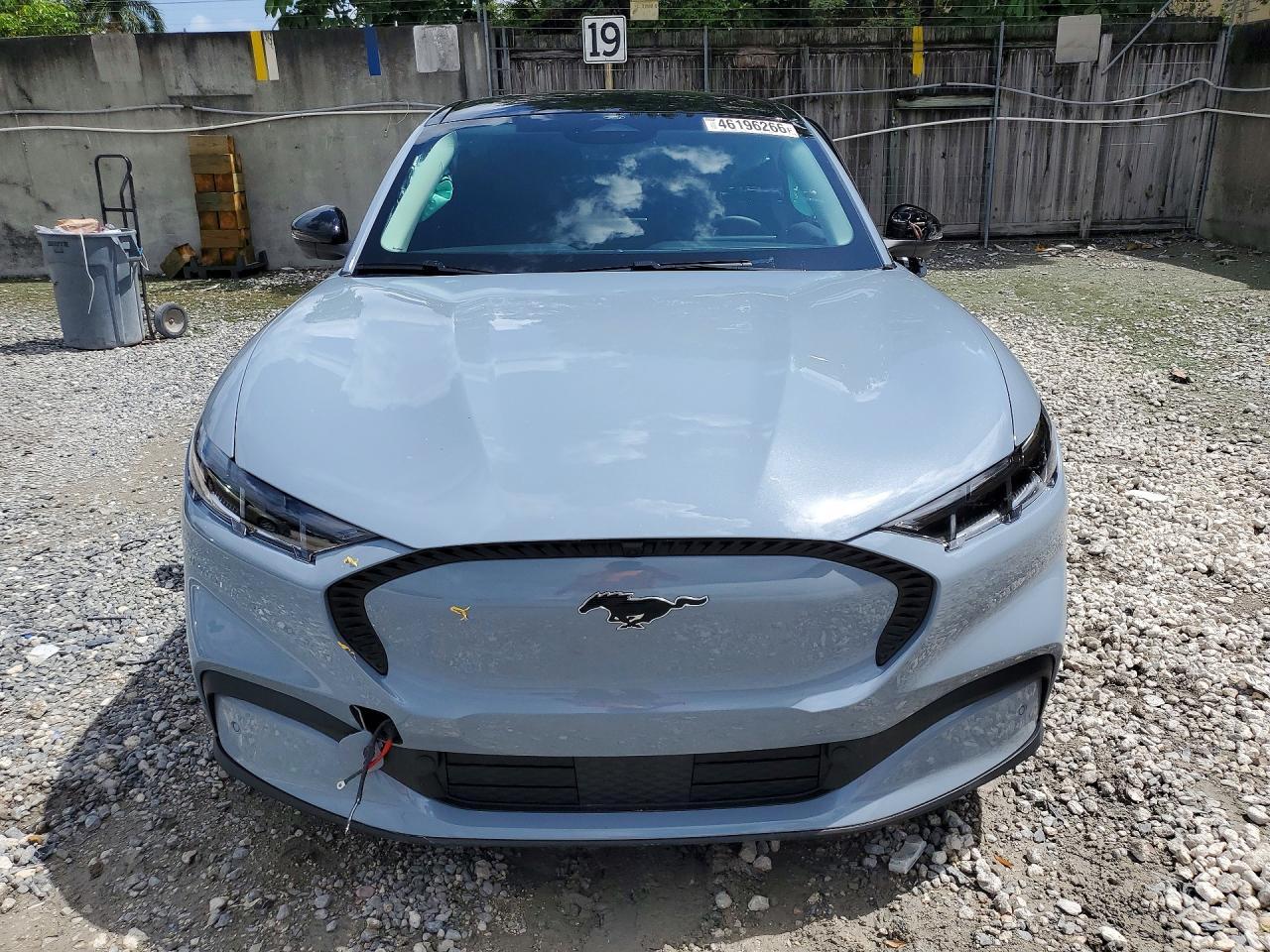 2025 Ford Mustang Mach-E Select - zdjęcie 5