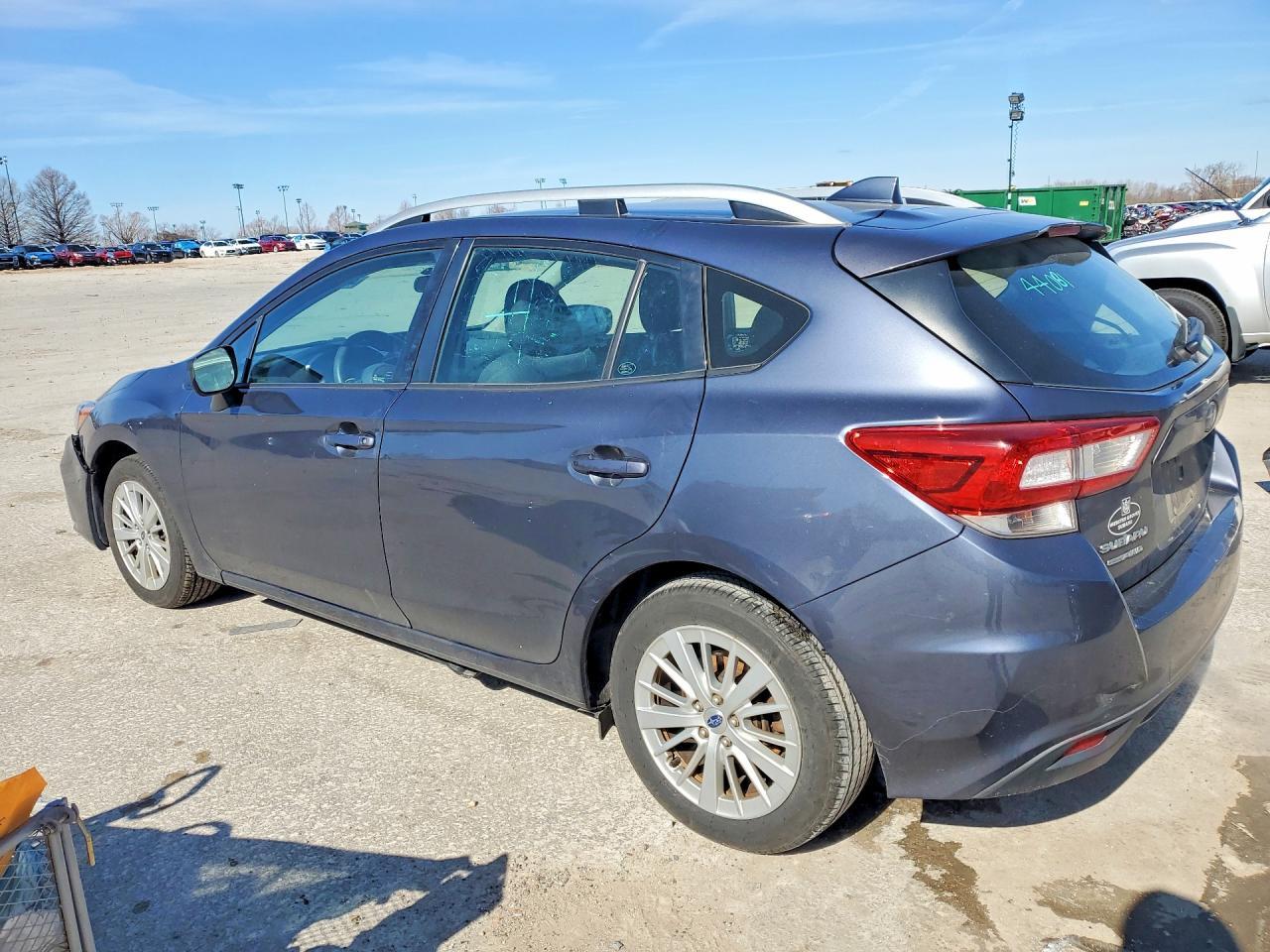 2017 Subaru Impreza Premium - zdjęcie 2