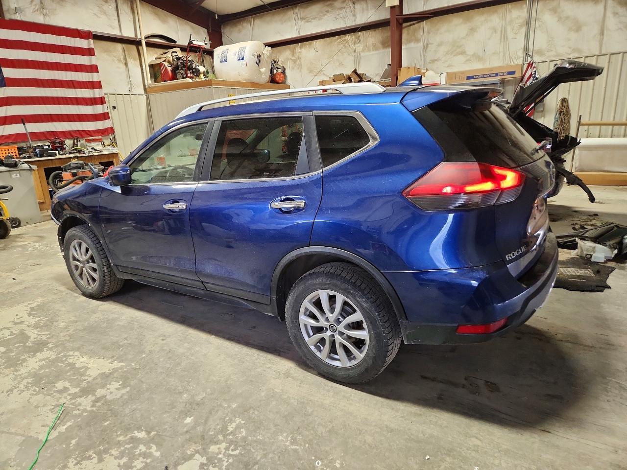 2018 Nissan Rogue Sv - zdjęcie 2