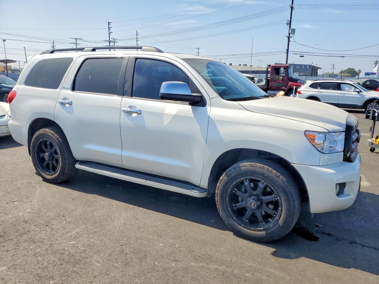 2013 Toyota Sequoia Platinum - zdjęcie 4