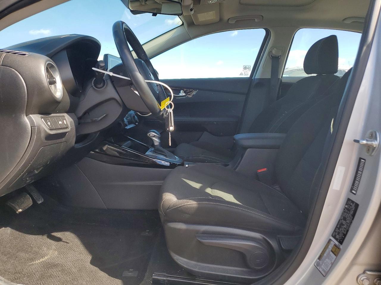 2019 Kia Forte S - zdjęcie 7