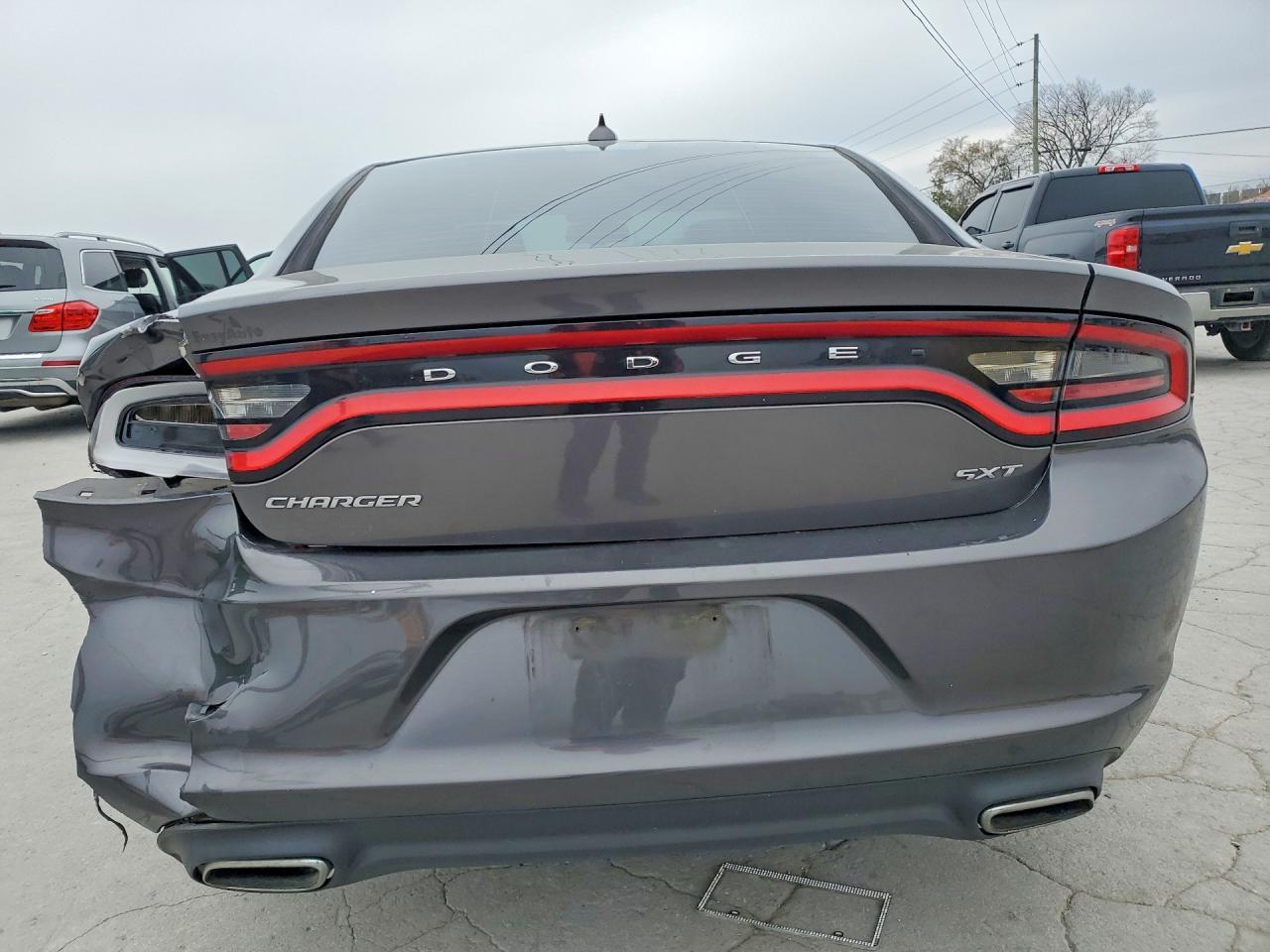 2016 Dodge Charger Sxt - zdjęcie 6