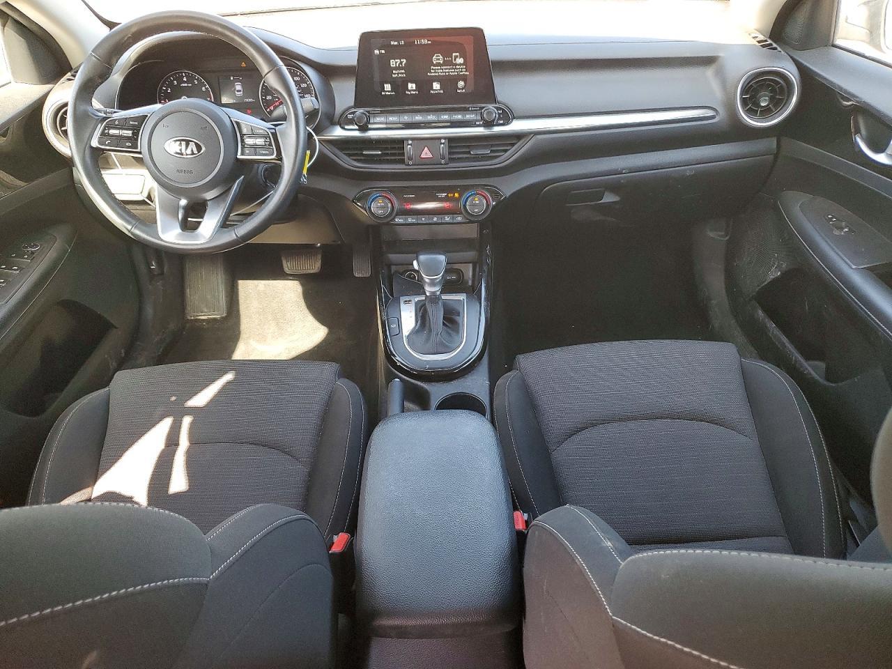 2019 Kia Forte S - zdjęcie 8