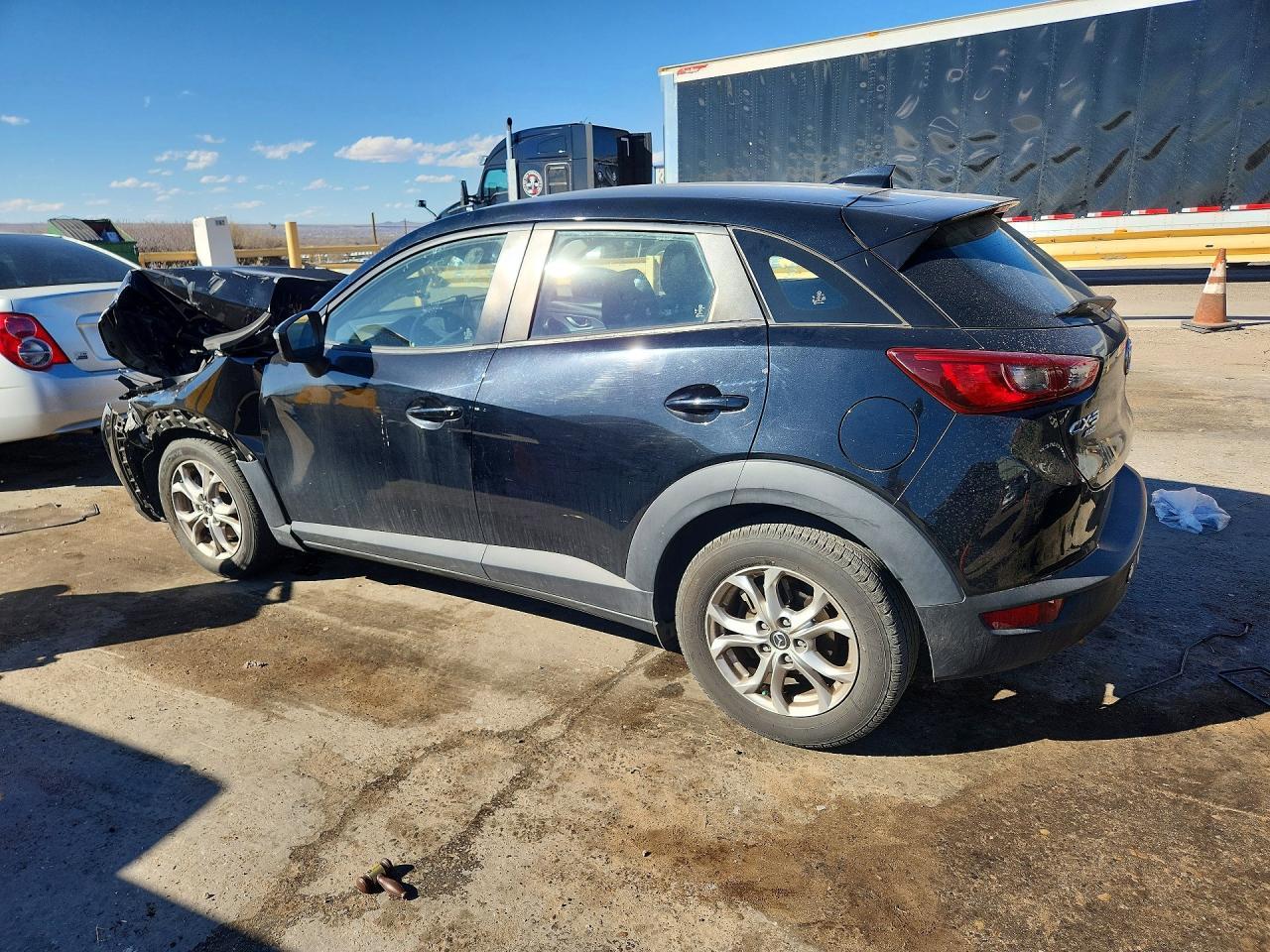 2019 Mazda Cx-3 Sport - zdjęcie 2