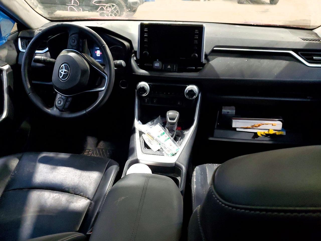 2019 Toyota Rav4 - zdjęcie 8