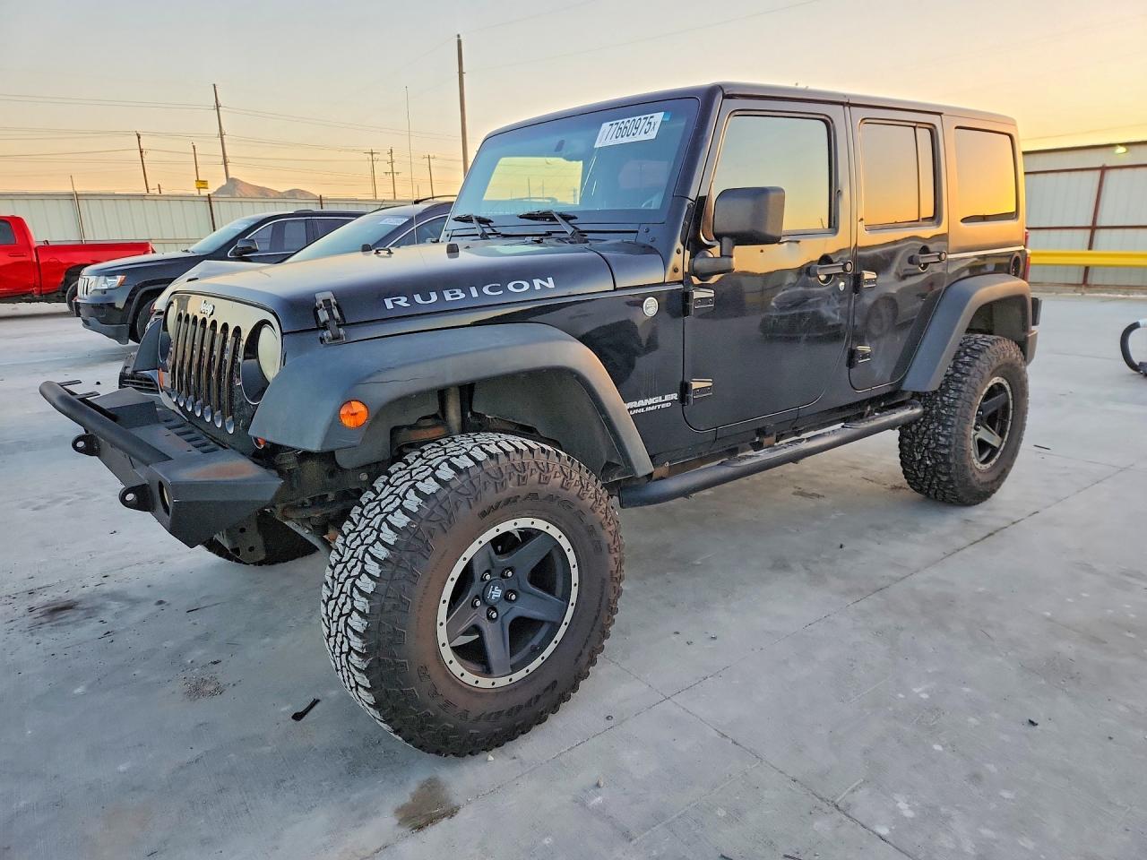 2013 Jeep Wrangler Unlimited Rubicon - zdjęcie główne