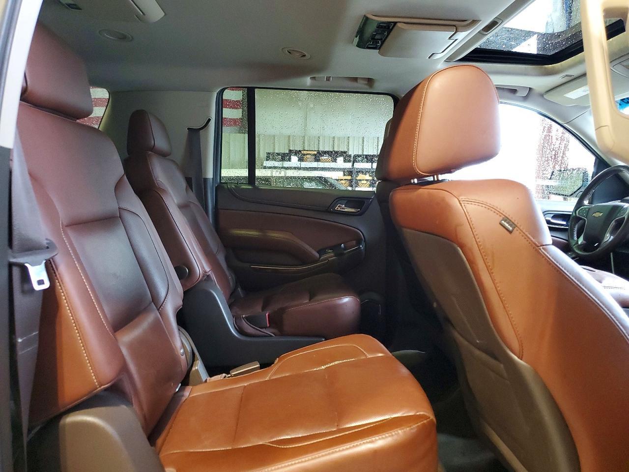 2016 Chevrolet Suburban K1500 Ltz - zdjęcie 11