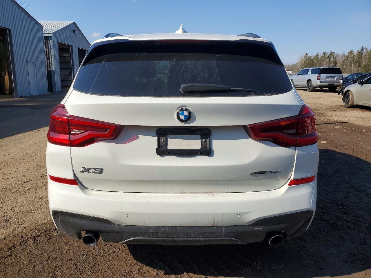 2021 BMW X3 xDrive30I - zdjęcie 6