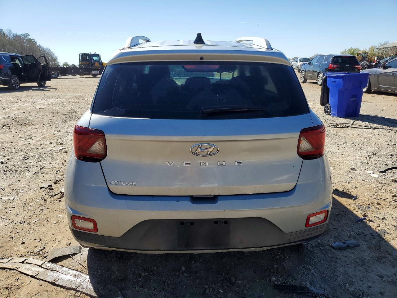 2021 Hyundai Venue Sel - zdjęcie 6