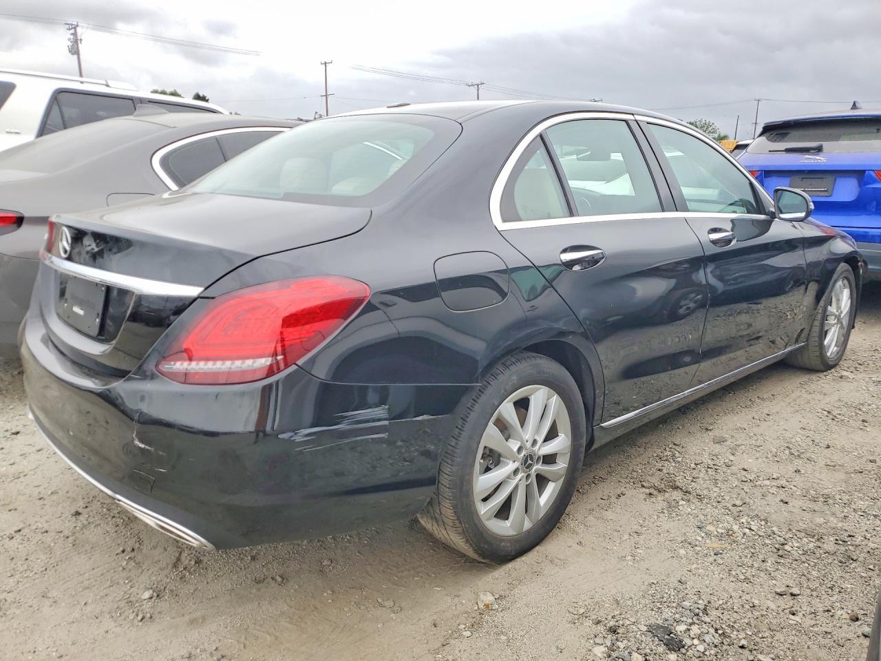 2020 Mercedes-Benz C 300 - zdjęcie 3
