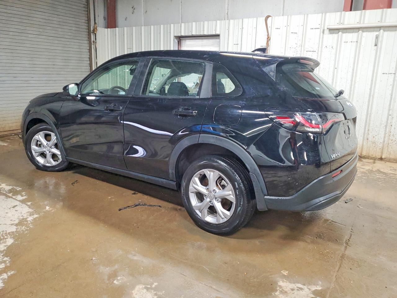 2023 Honda Hr-V Lx - zdjęcie 2
