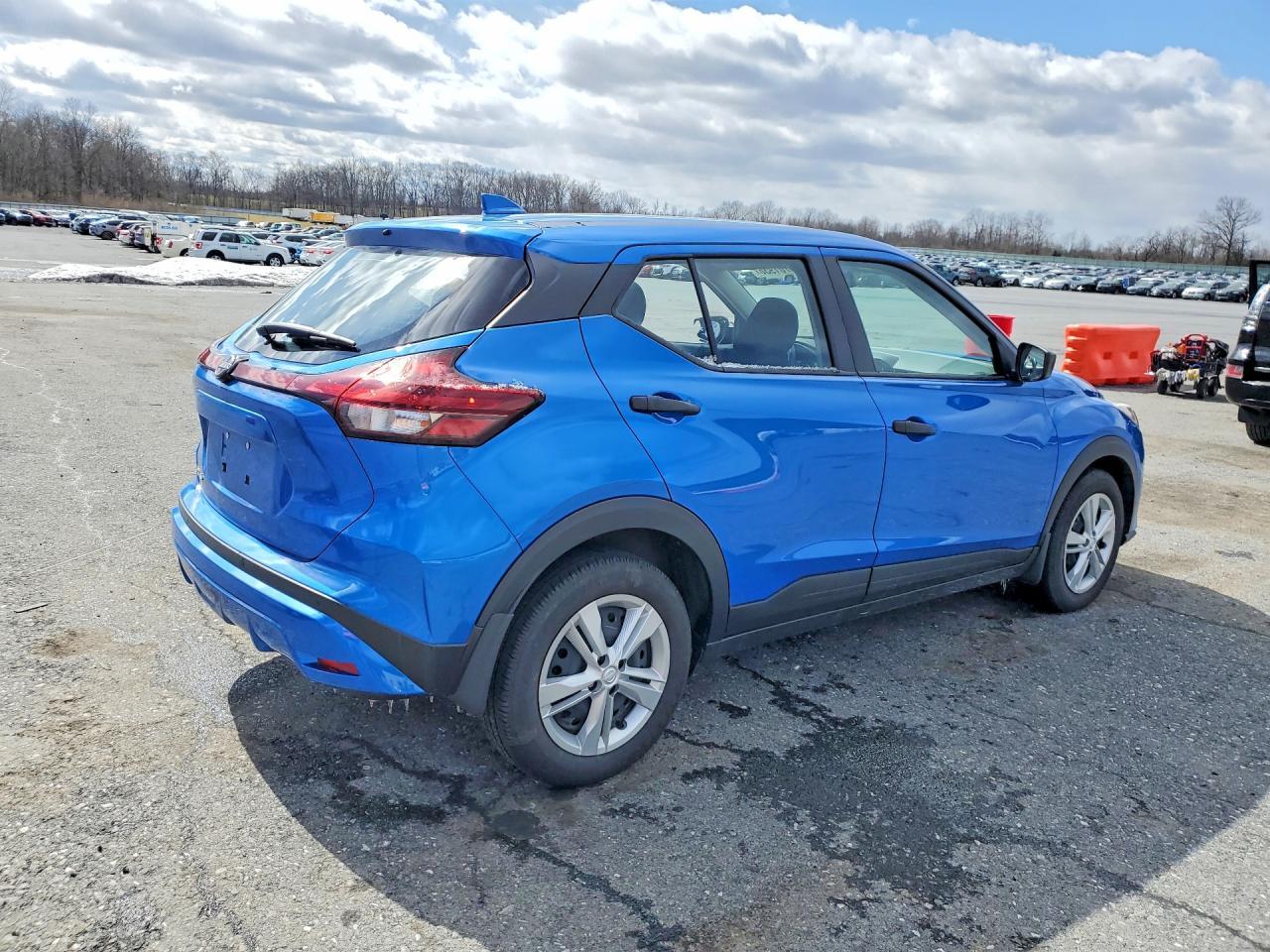 2024 Nissan Kicks S - zdjęcie 3