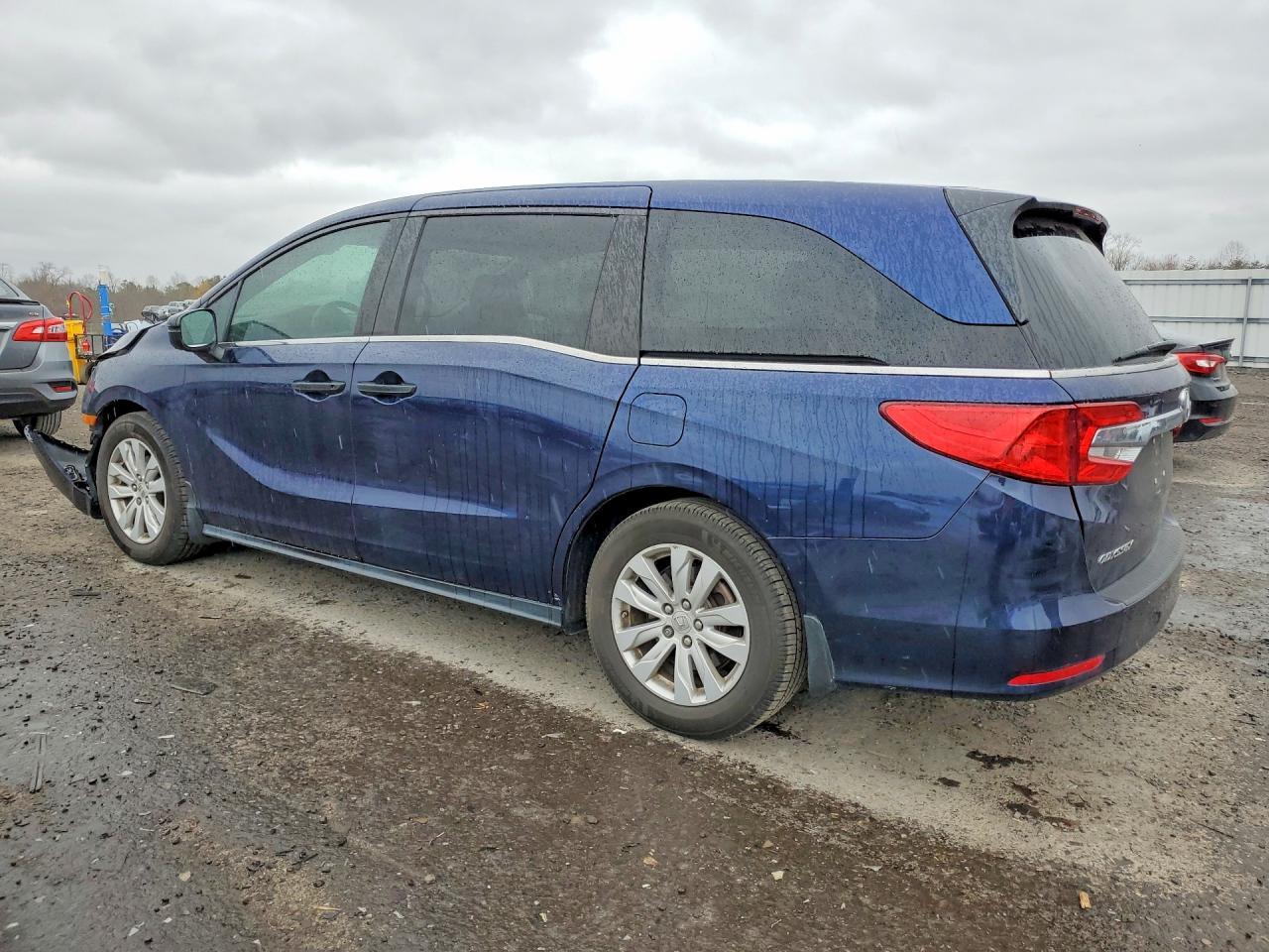 2020 Honda Odyssey Lx - zdjęcie 2